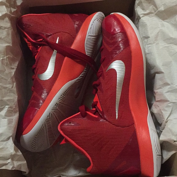 nike hyper quickness basketball shoes